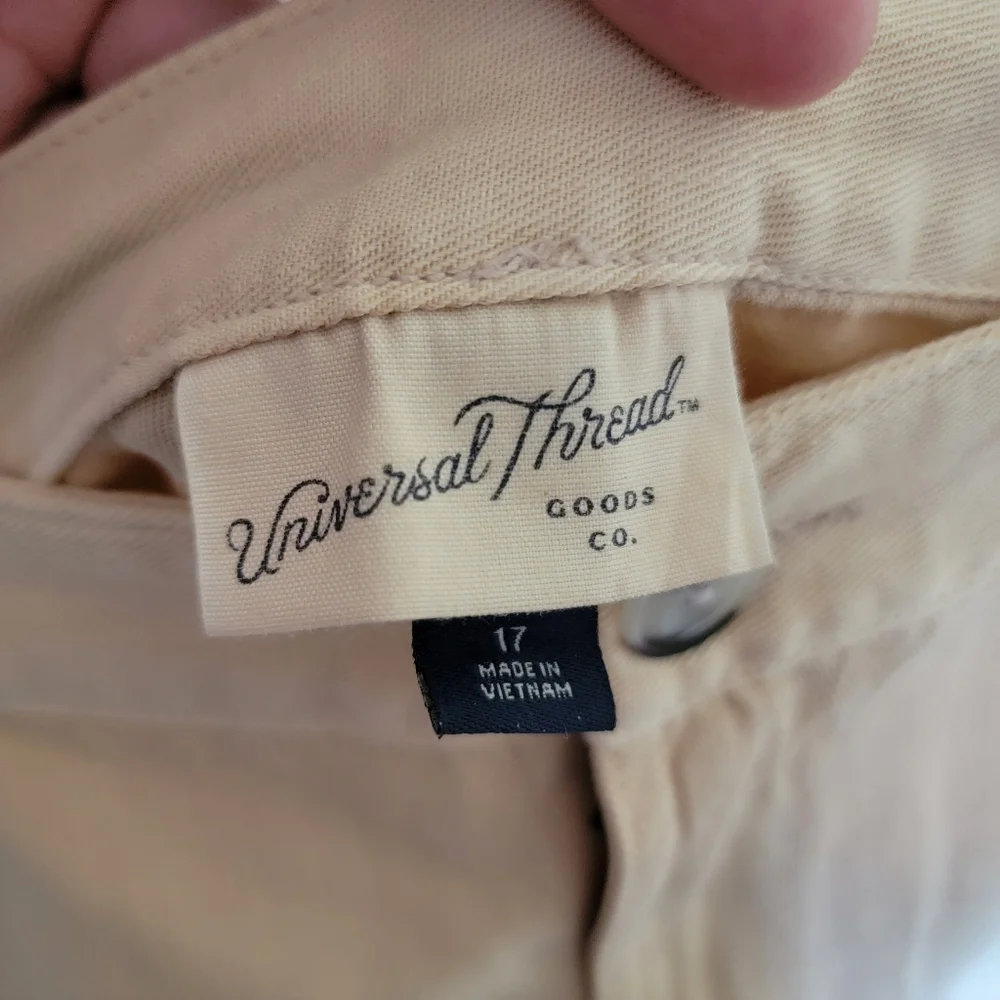 NWT Women's High-Rise Utility Shorts - Universal  Thread